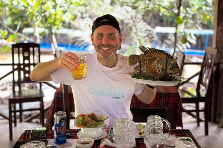 Explore Saigon City Sightseeing & Mekong Delta Cruise Tour Vip Tour With BBQ Lunch