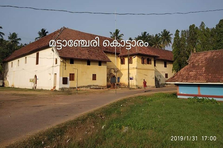 Kochi: Tuk-Tuk-Ausflug mit versteckten SchätzenKochi: Ausflug mit dem Tuk-Tuk zu versteckten Schätzen