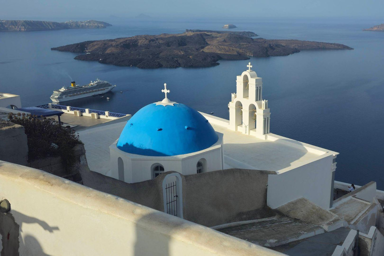 Santorini Sightseeing Tour: 4 Hours of Iconic Spots