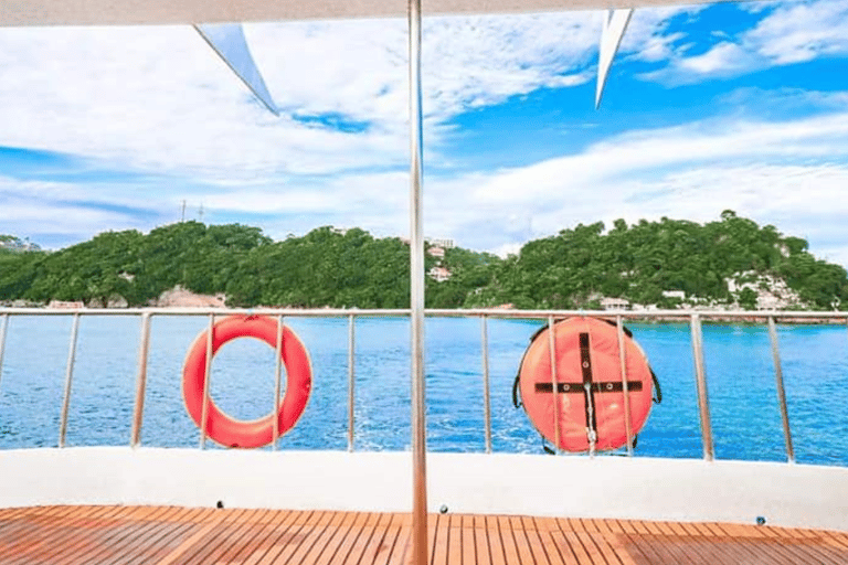 Boracay: Diamond Sunset Cruise (Standard)