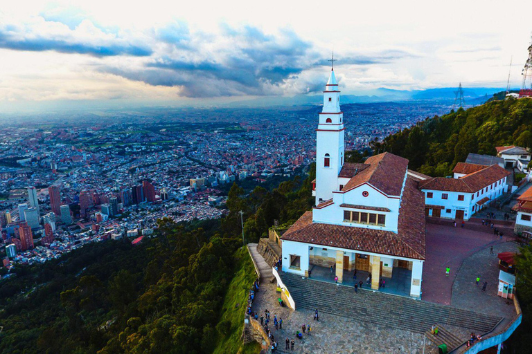 BOGOTA CANDELARIA UND MONSERRATE TOURBOGOTA CANDELARIA TOUR UMGEBUNG