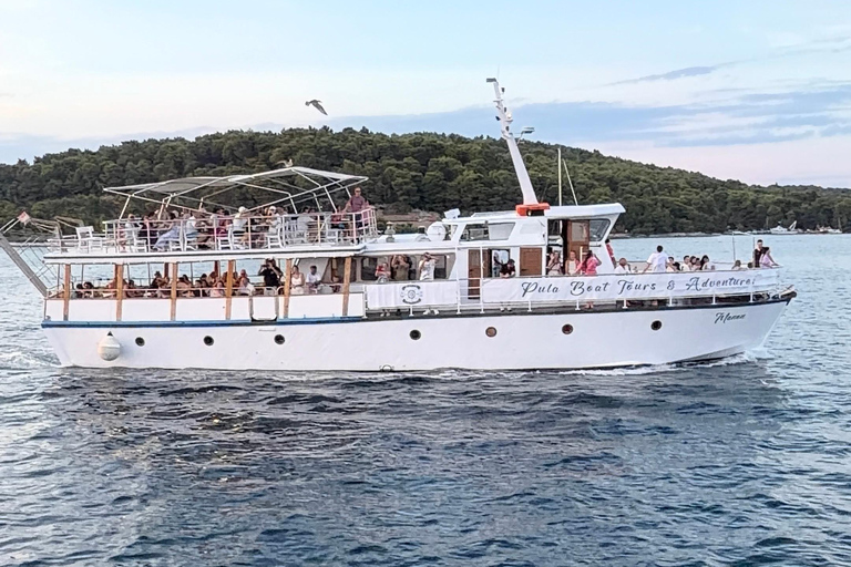Pula: Red Island, Brijuni & Rovinj Full-Day Boat Cruise