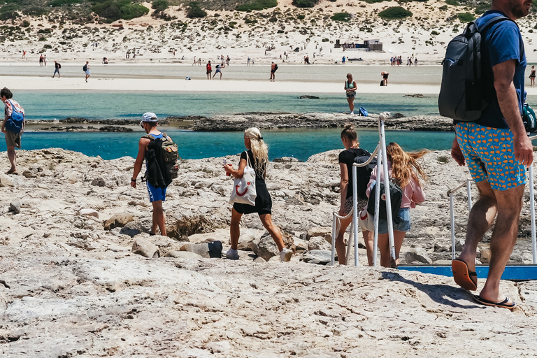 Depuis le port de Kissamos : croisière en bateau vers la lagune de Balos et GramvousaDepuis le port de Kissamos : croisière en bateau vers Balos et Gramvousa et déjeuner