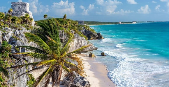 Cancún: Tulum Ruins & Nohoch Cenote Day Trip, AC transport