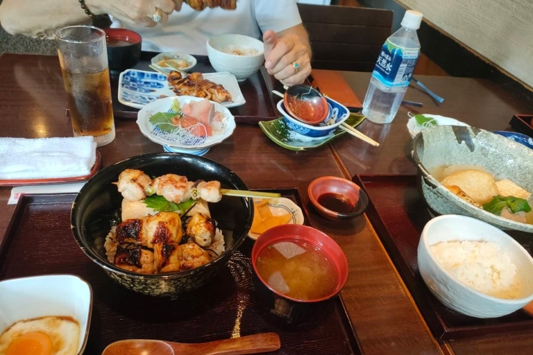 Historische und kulturelle Asakusa Food Tour mit einem lokalen Guide