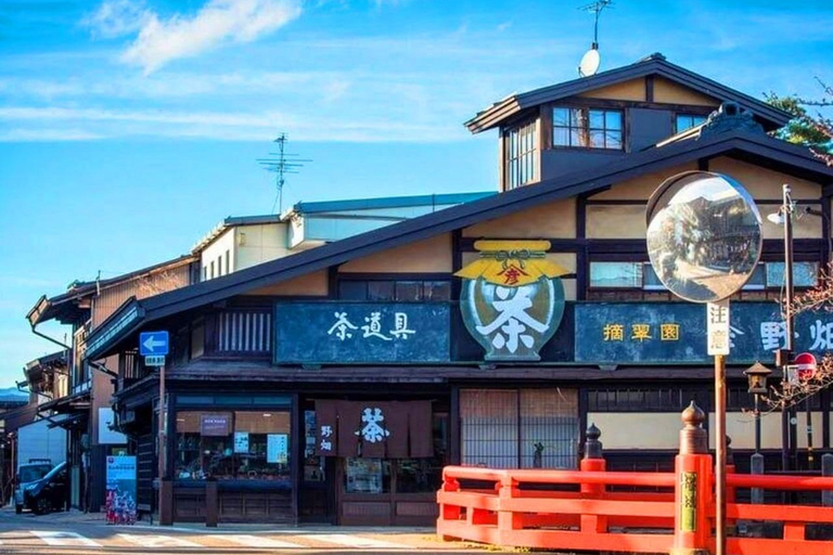 Private Nagoya & Shirakawa-go w/ English Driver Package B: Kamikochi & Taisho Pond