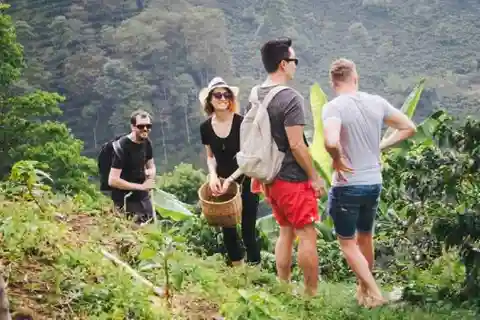 Kilimanjaro: Paseo por el pueblo, visita al café, cascada y almuerzo