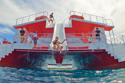 Tour in elicottero di Boracay con Red Whale Party Yacht