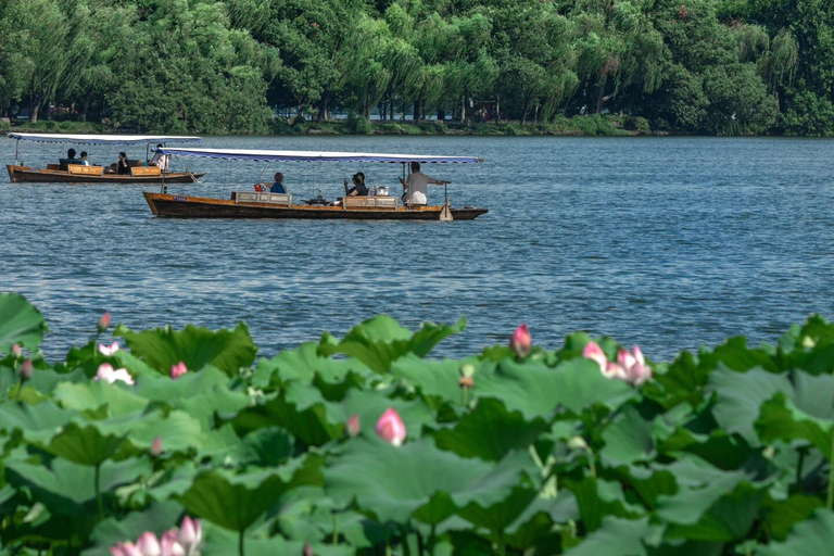 West Lake: Seasonal Masterpiece (100% Bespoke Private Tour)