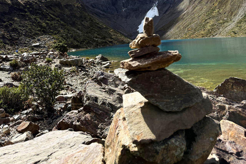 Cusco: Humantay Lake Horseback Tour with Breakfast and Buffet Lunch
