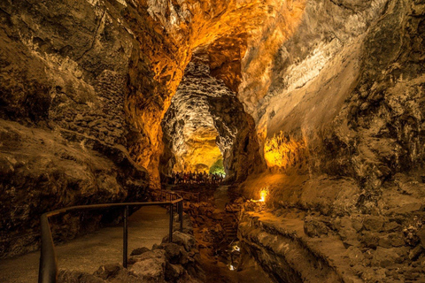 Guided Tour of La Cueva de Los Verdes before It Opens Guided tour of La Cueva de Los Verdes before it opens