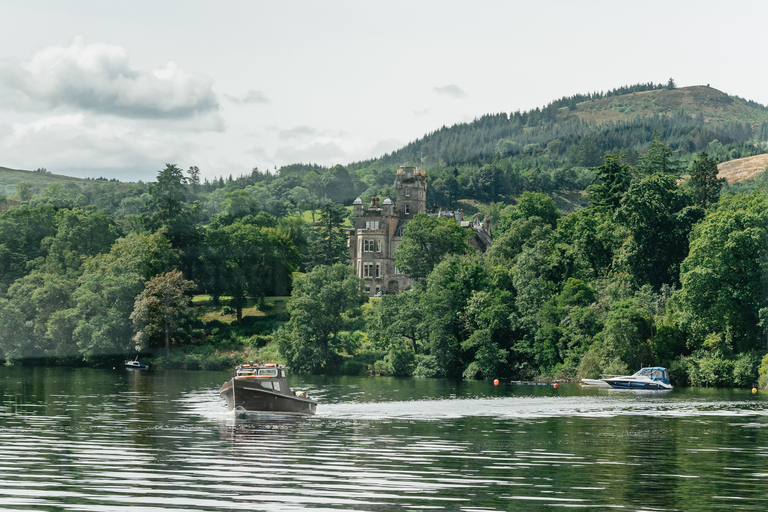 De Edimburgo: Excursão a Loch Lomond, Castelo de Stirling e KelpiesDe Edimburgo: Lago Lomond, Castelo de Stirling e Kelpies