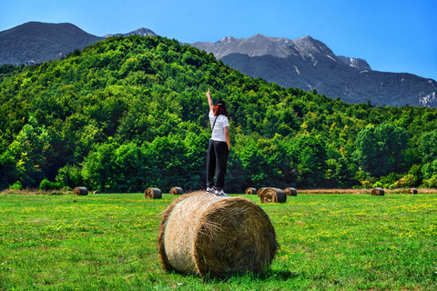 Zadar: Scenic trip to mountains, caves and rivers