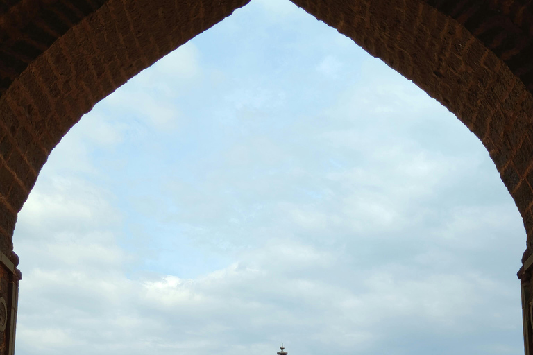 Venice: Boat Tour, Murano, Burano & Mysterious Secret Island Venice: Boat Tour, Murano, Burano