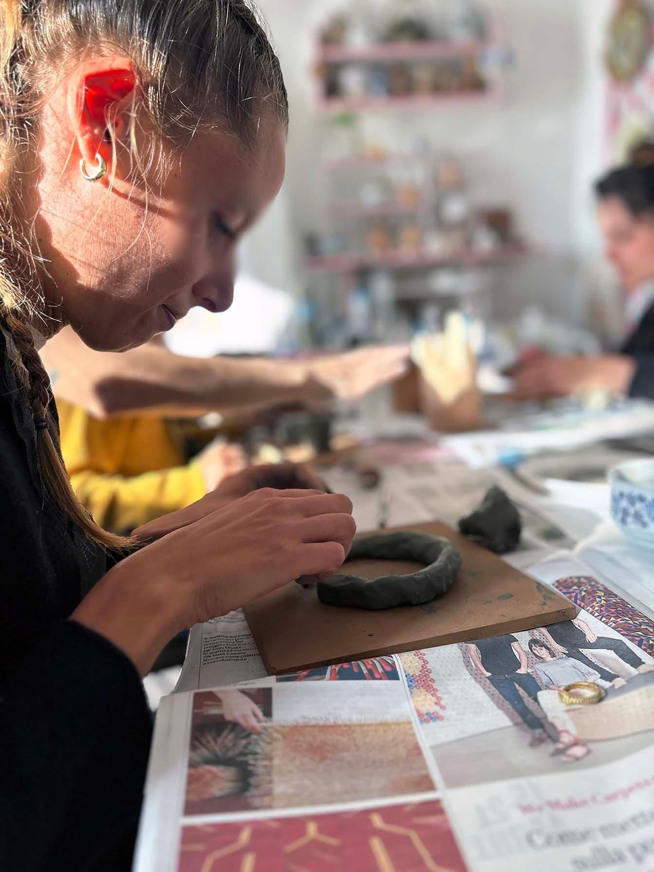 Ischia: Tonmodellierung Kurzer Töpferworkshop