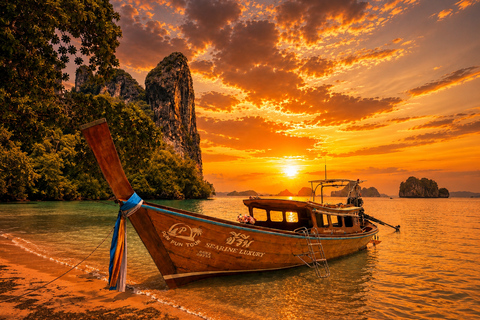 Krabi: Private luxury Longtail Boat Sunset & Plankton Tour