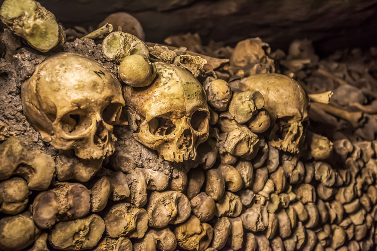 Paris : Visite des catacombes à accès restreint