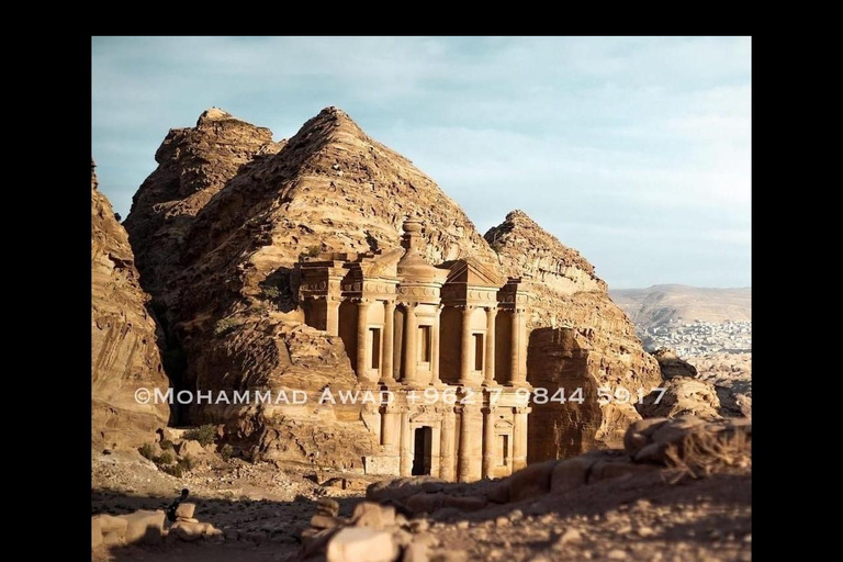 Amman: 2-Day VIP Wadi Rum Martian Tent & 4*4 & Petra Tour