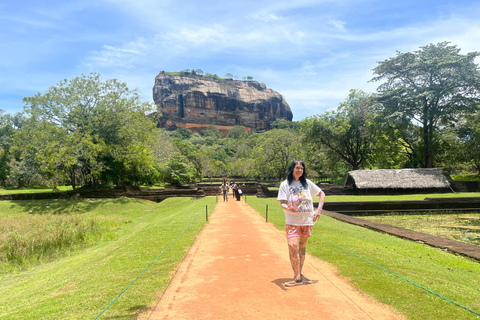 Sigiriya Dambulla & Minneriya Safari with Pickup/Drop