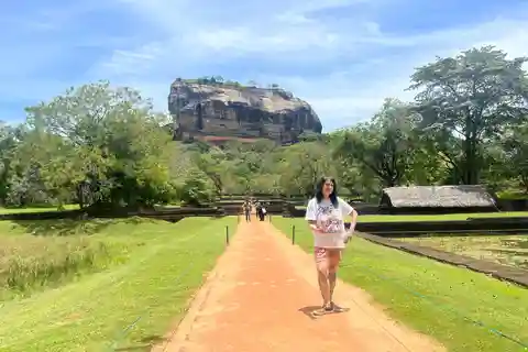 Colombo/Negombo: Safari in Sigiriya, Dambulla en Minneriya