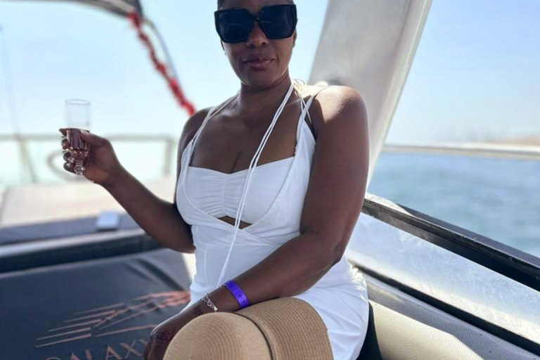 Agadir: Private Boat Cruise with Snacks and Drinks