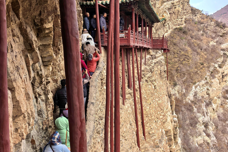 Datong: Hanging Temples, Yungang Grottoes & Wooden Pagoda Chinese / English-Speaking Tour Guide