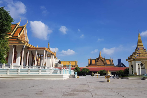 Phnom Penh : visite guidée de 2 jours avec le palais royal et le marché