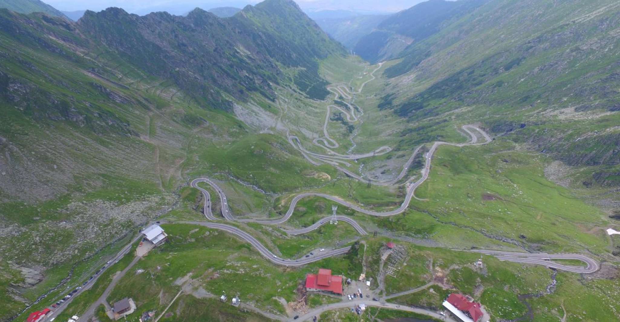 Transfăgărășan - The Most Spectacular Route In Romania . - Housity