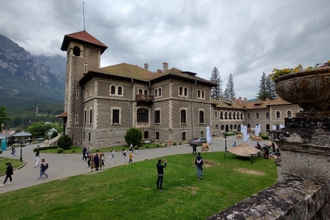 Brasov : excursion d'une journée aux châteaux de Bran, Peles et Cantacuzino