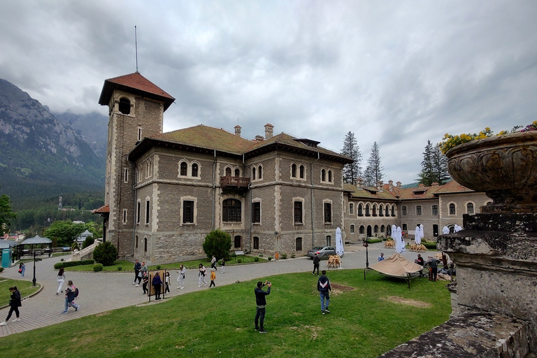 Brasov: dagtour naar kastelen van Bran, Peles en Cantacuzino