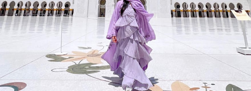 Dubaï : visite de la mosquée Cheikh Zayed, du musée Zayed et du Louvre