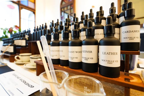 Phuket: Custom Perfume Workshop at Phuket Old Town