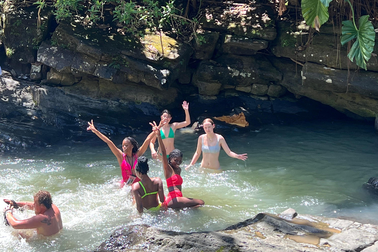 San Juan: El Yunque Regenwaldwanderung &amp; Luquillo BeachSan Juan: Wanderung durch den Regenwald El Yunque &amp; Luquillo Beach