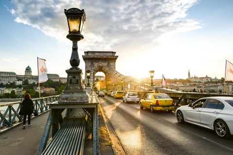 Da Vienna: Tour fotografico guidato di Budapest e BratislavaTour di gruppo