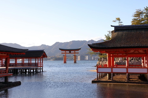 1-tägige Miyajima &amp; Iwakuni Tour: Ikonische japanische Landschaften