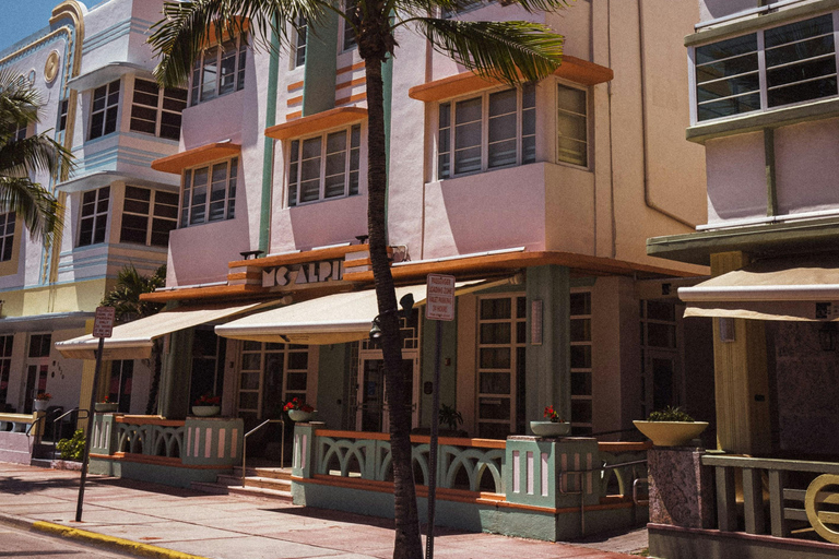 Top 10 South Beach Highlights Tour - Lincoln Road & Espanola