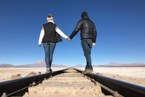 Dwudniowa podróż do Salt Flats w obie strony z Uyuni