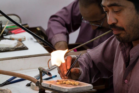 Jaipur: Gemstone and Artifacts Tour with Pickup and Drop Off