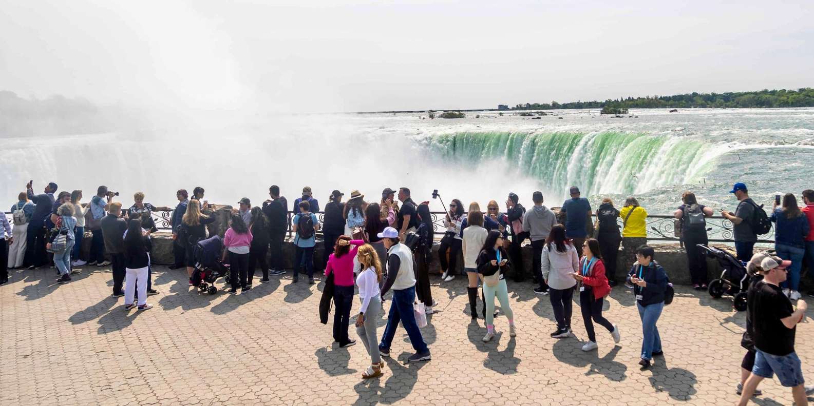 Toronto: Niagara Falls Day Tour + Boat & Behind Falls Entry — gallery image 10