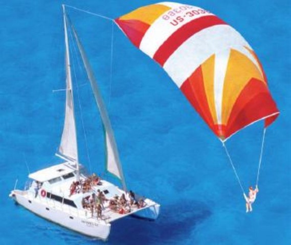 Cancun: Catamaran Tour to Isla Mujeres & Snorkel