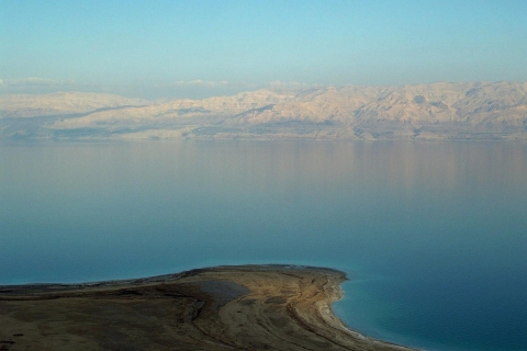 Entdecke das Tote Meer auf einer Halbtagestour von Amman ausNur Transport.