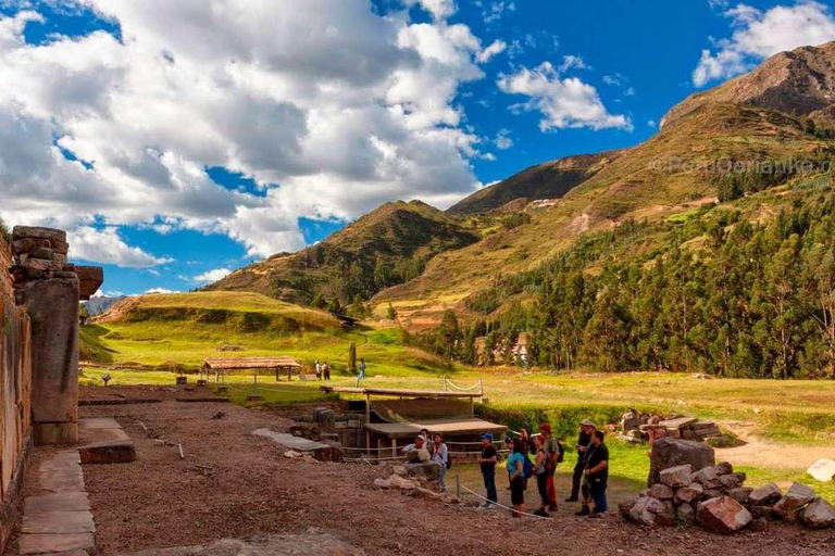 Z Huaraz ||Chavin de huantar/museum/querococha lagoon