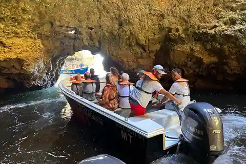 Lagos: Ponta da Piedade Caves Boat Tour