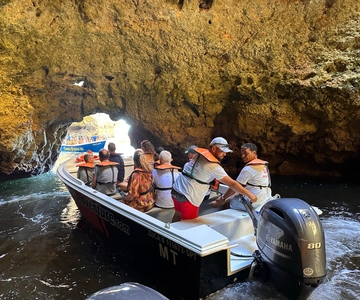 Lagos: Ponta da Piedade Caves Boat Tour