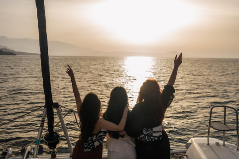 Premium Sunset Cruise Rethymno Golden Hour, Open Bar & Tapas