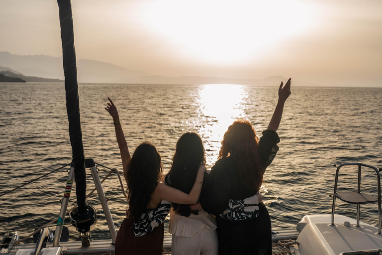 Premium Sunset Cruise Rethymno Golden Hour, Open Bar & Tapas