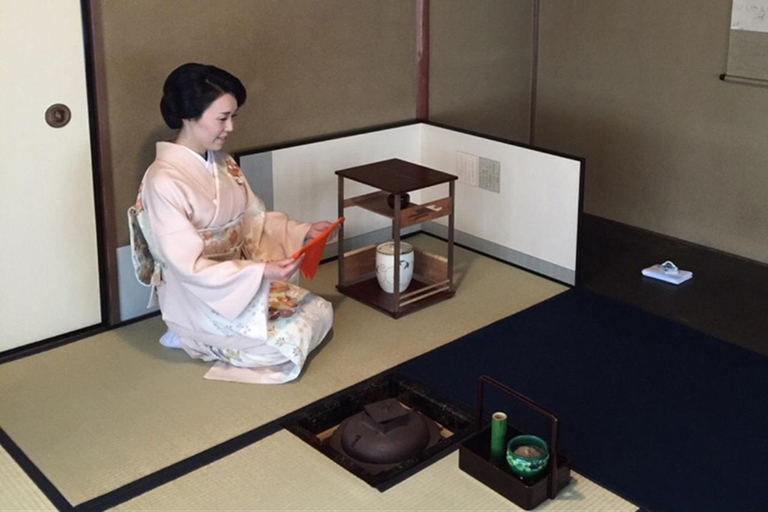 Kyoto: Quiet and Graceful Tea Ceremony
