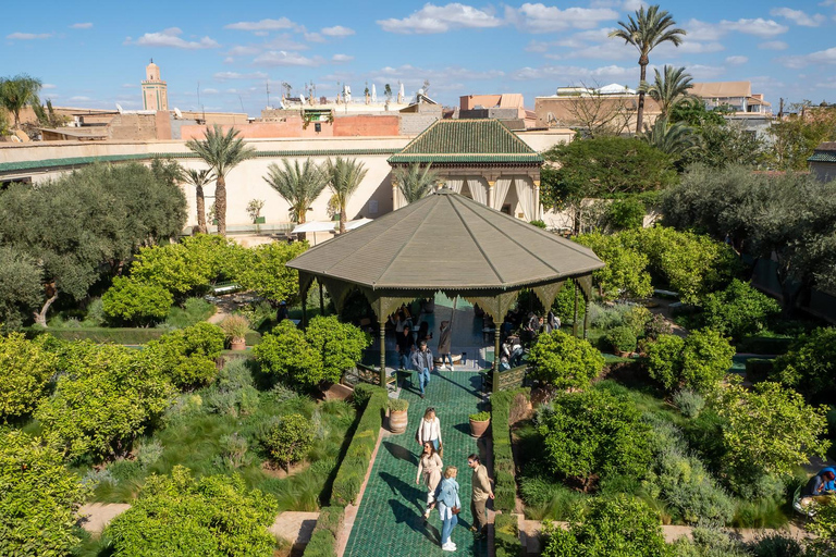 Marrakech: Madraza Ben Youssef, Jardín Secreto y Recorrido por la MedinaGrupo pequeño