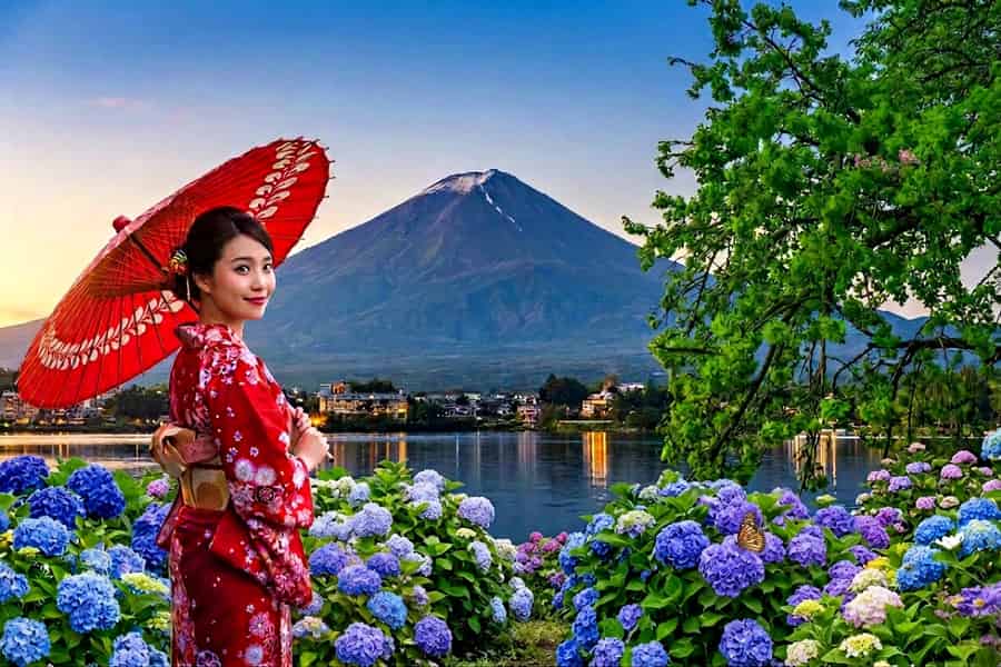 6 Highlights am Fuji: Oshino & Kawaguchi-See ab Tokio. Foto: GetYourGuide 6 Highlights am Fuji: Oshino & Kawaguchi-See ab Tokio. Foto: GetYourGuide
