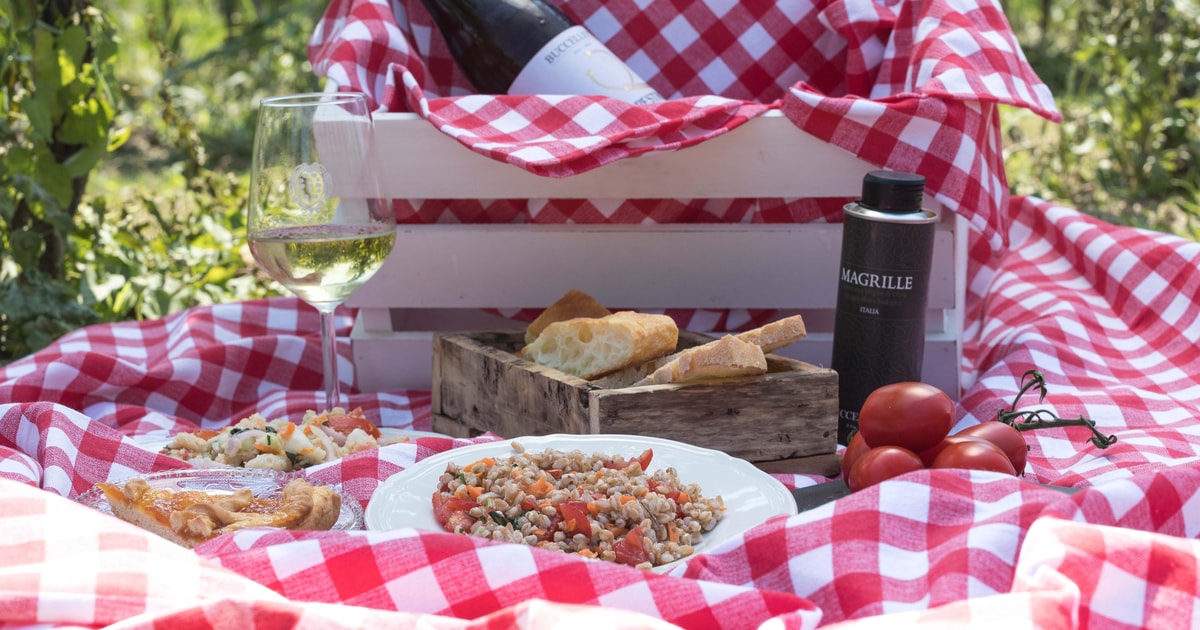 Castiglion Fiorentino Buccelletti Wine Flight GetYourGuide